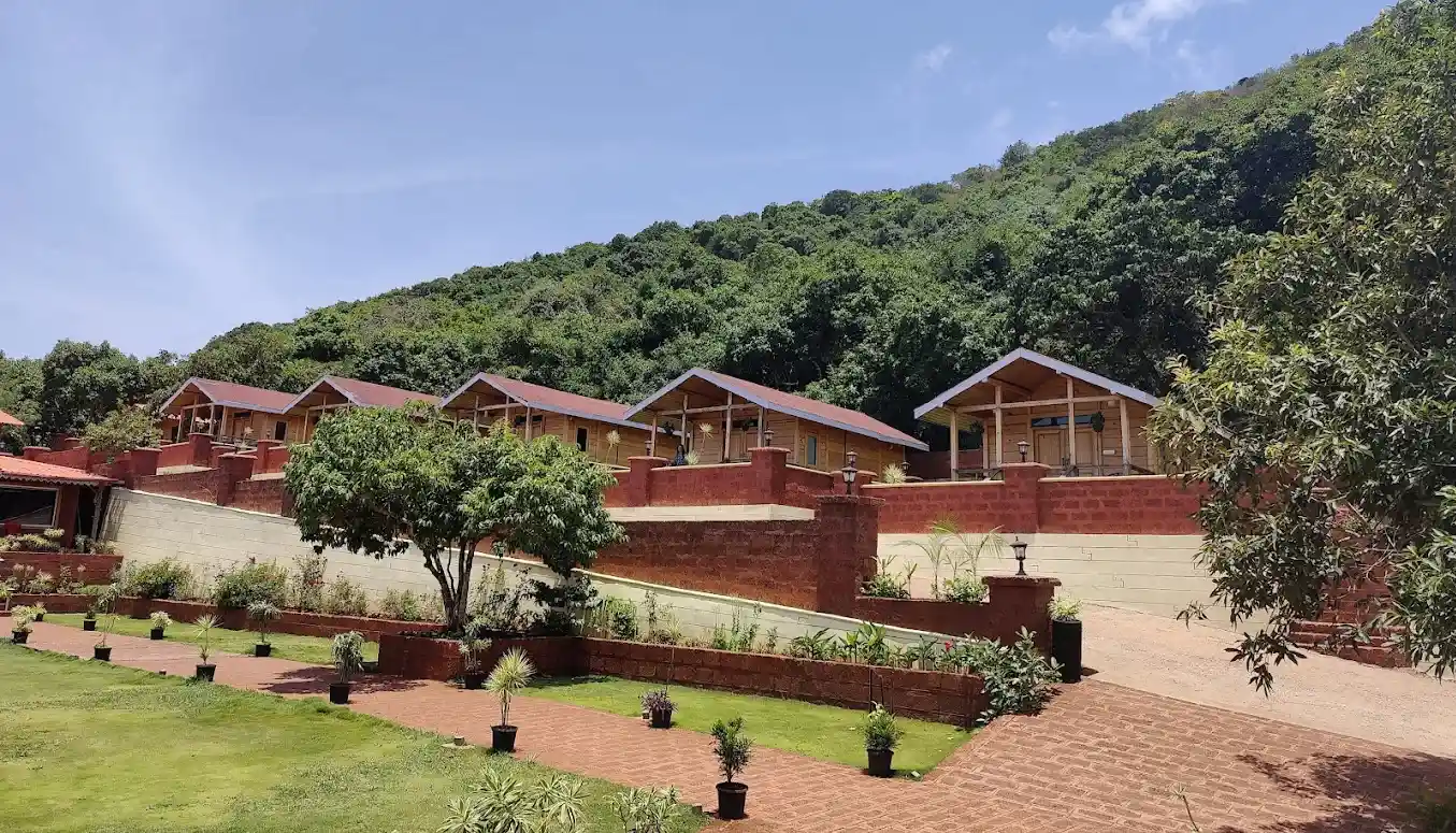 Oxygen Resorts Mahabaleshwar